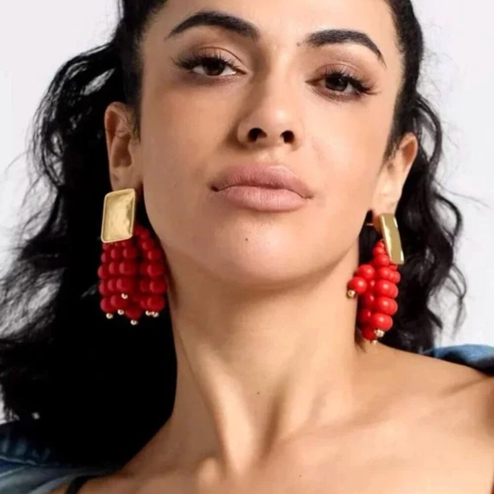 Zara Golden Cascade Statement Earrings - image 3